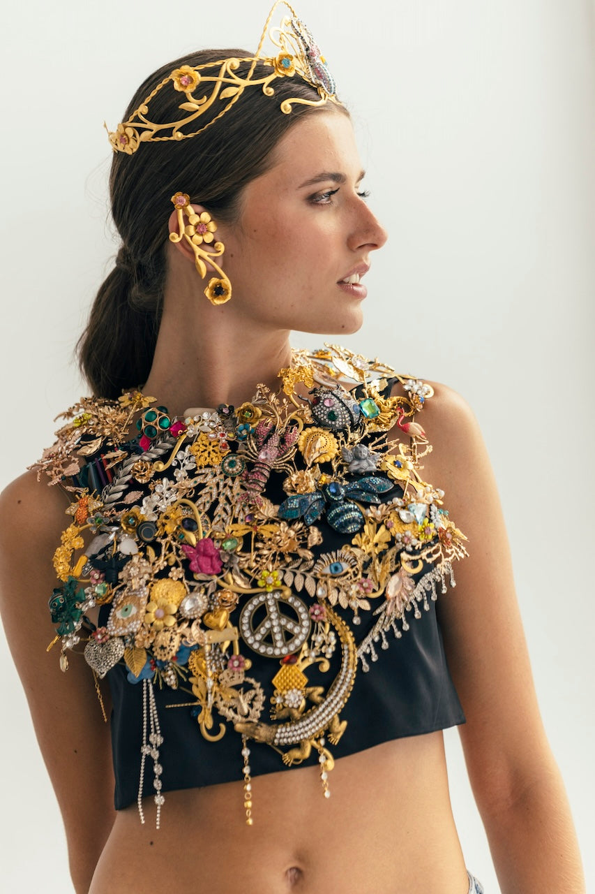 Queen Respicere Earrings