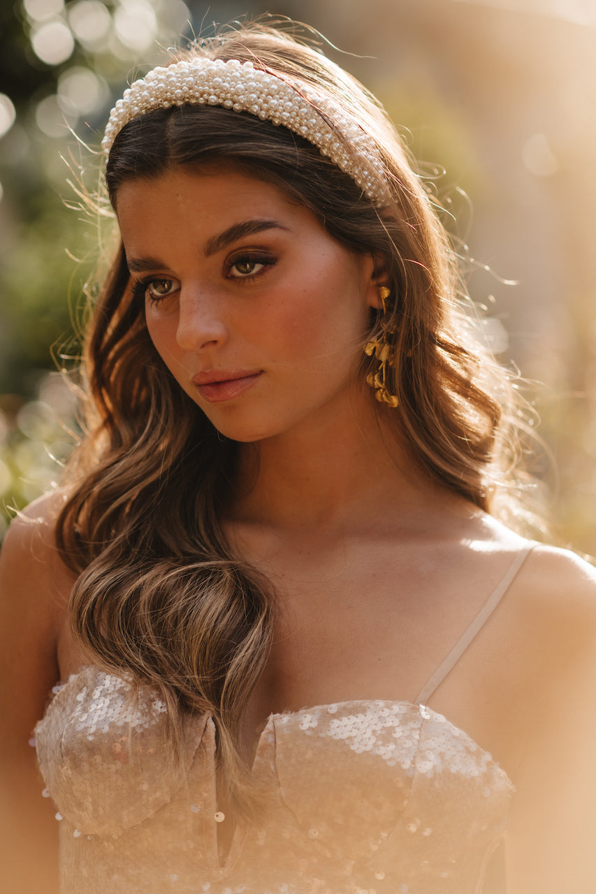 Bandolete Albus de pérolas Cata Vassalo noiva