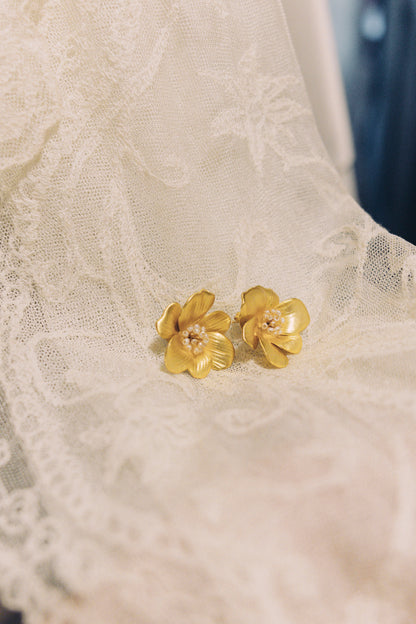 Brincos Mini Frésias