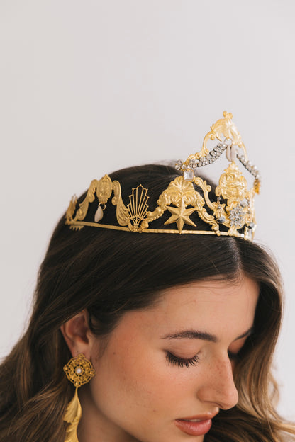 Queen Sgura Crown
