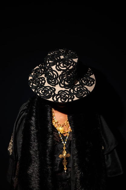 Sombrero de la Reina Isadora